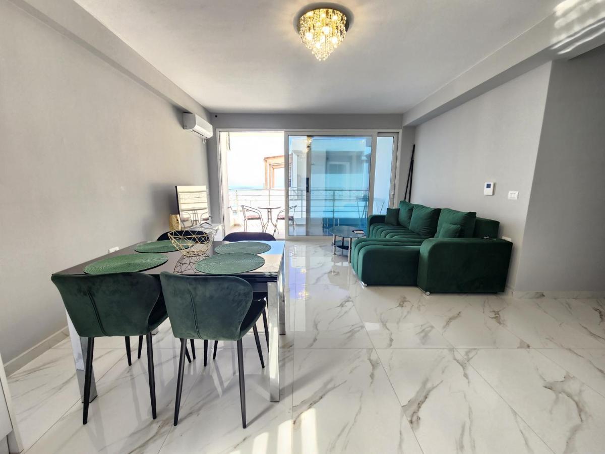 Amazing Sea View Apartment ساراندا المظهر الخارجي الصورة